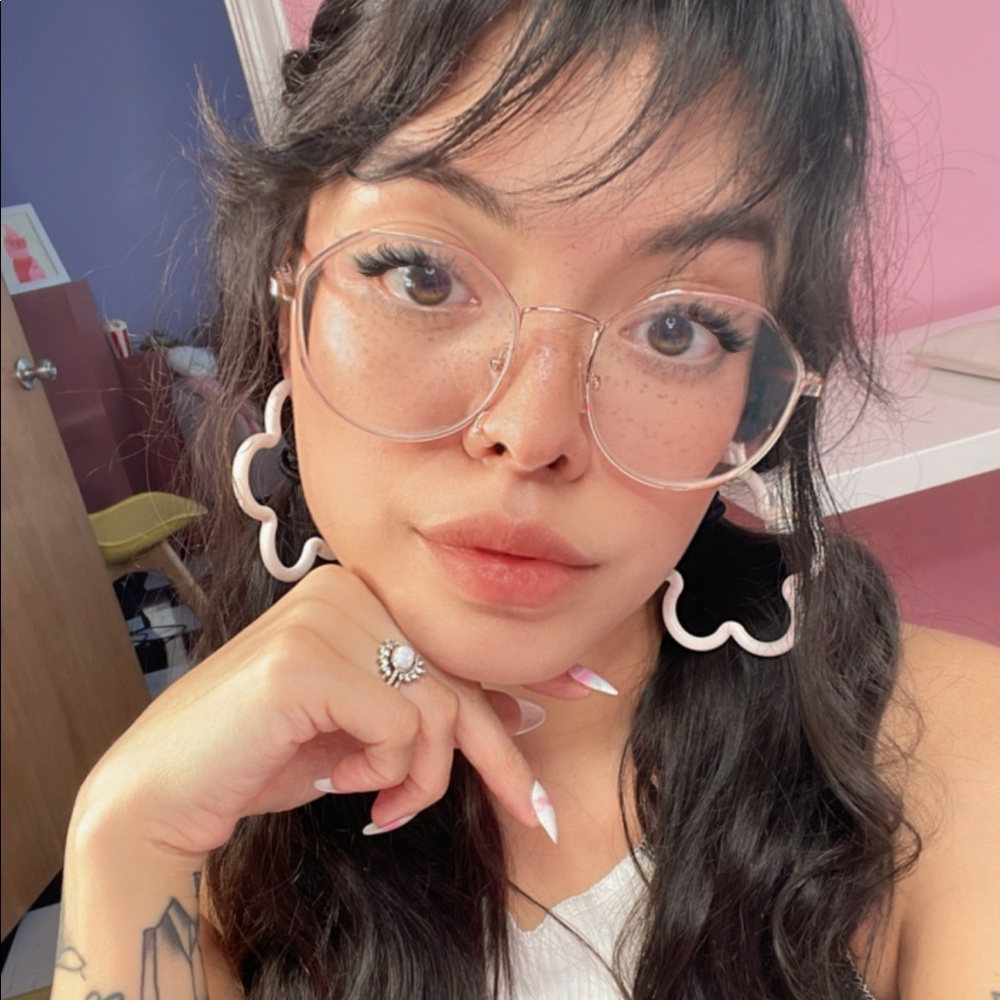 Meet your Posher, Marissa